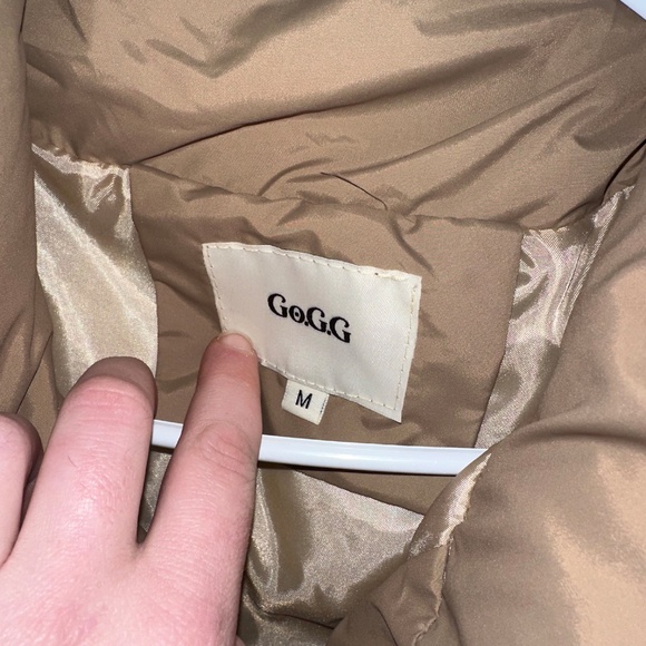 NWT GO.G.G women's oversized puffer vest size medium (093) - Picture 2 of 6